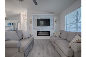 1610 ALHAMBRA WAY, THE VILLAGES, FL 32162 Sold 04/29/25