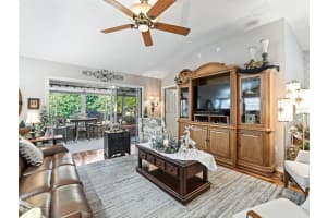 1315 GREENVILLE WAY, THE VILLAGES, FL 32162 Sold 03/20/25
