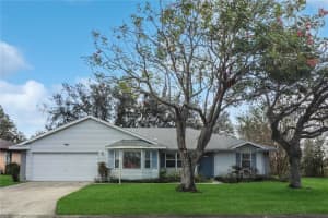 21502 King Henry Ave, LEESBURG