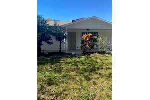 13724 COUNTRY CLUB DRIVE, TAVARES, FL 32778 Sold 08/27/25