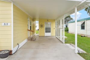 715 CARRIAGE LANE, LEESBURG, FL 34748 Sold 03/26/25