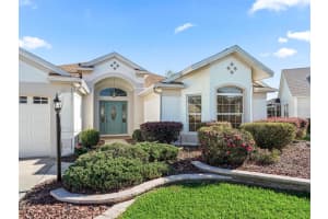1700 OAK FOREST DRIVE, THE VILLAGES, FL 32162 Sold 12/23/24