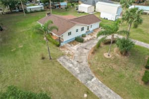 25544 CRESTON AVENUE, SORRENTO, FL 32776 Sold 02/21/25