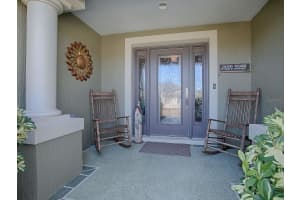 632 KAUSKA WAY, THE VILLAGES, FL 32163 Sold 02/21/25