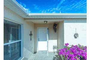 872 OVIEDO ROAD, LADY LAKE, FL 32159 Sold 03/06/25