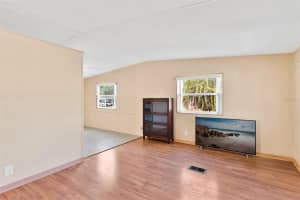 524 JASON DRIVE, LADY LAKE, FL 32159 Sold 12/31/24