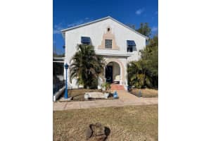 100 MYRTLE STREET, HOWEY IN THE HILLS, FL 34737 Sold 08/05/25