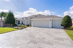 747 BRADFORD LOOP, THE VILLAGES, FL 32163 Sold 07/31/25