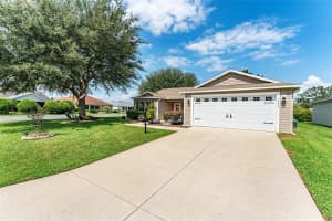 1679 BLUFFTON ROAD, THE VILLAGES, FL 32162 Sold 02/18/25