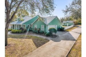 32717 SCENIC HILLS DRIVE, MOUNT DORA, FL 32757 Sold 02/28/25