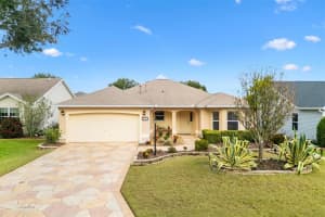2469 MORVEN PARK WAY, THE VILLAGES, FL 32162 Sold 03/19/25