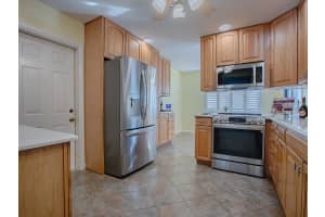 102 CEDAR WAY, YALAHA, FL 34797 - MLS#MFRG5090556