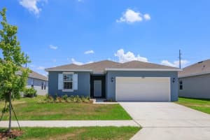 2992 Supermarine Rd, TAVARES
