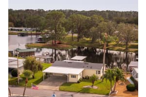 929 SUNSET CIRCLE, TAVARES, FL 32778 Sold 04/04/25