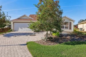 2876 MANOR DOWNS, THE VILLAGES, FL 32162 Sold 06/17/25