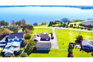 3155 LAKESHORE DRIVE, MOUNT DORA, FL 32757 Sold 01/21/25