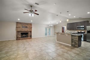 25900 OAKRIDGE AVENUE, SORRENTO, FL 32776 Sold 02/27/25