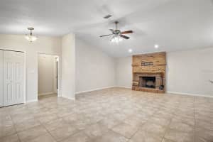 25900 OAKRIDGE AVENUE, SORRENTO, FL 32776 Sold 02/27/25