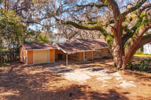 6100 WINDMILL ROAD, LEESBURG, FL 34748 Sold 06/16/25