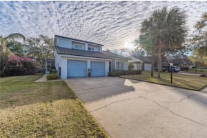 2355 LAKEVIEW AVENUE, CLERMONT, FL 34711 Sold 08/27/25