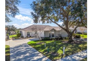 6220 TOPSAIL ROAD, LADY LAKE, FL 32159 Sold 04/28/25