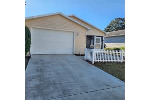 453 HILDALGO DRIVE, LADY LAKE, FL 32159 Sold 03/27/25