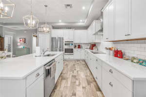 813 OLD WINDSOR WAY, SPRING HILL, FL 34609 Sold 05/30/25