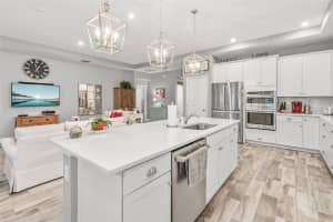 813 OLD WINDSOR WAY, SPRING HILL, FL 34609 Sold 05/30/25