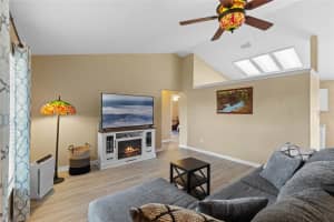 438 WOODVIEW DRIVE, TAVARES, FL 32778 Sold 02/26/25
