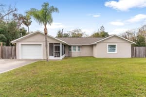 50 HIGHLAND AVENUE, UMATILLA, FL 32784 Sold 04/03/25