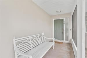 50 HIGHLAND AVENUE, UMATILLA, FL 32784 Sold 04/03/25