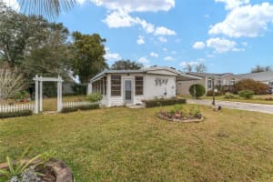 807 MAPLE LANE, THE VILLAGES, FL 32159 Sold 04/16/25