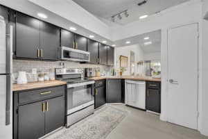 4544 SUMMERGROVE AVENUE, ORLANDO, FL 32812 Sold 03/19/25