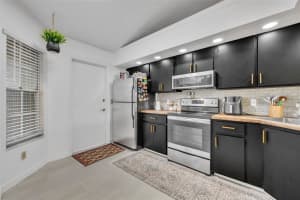 4544 SUMMERGROVE AVENUE, ORLANDO, FL 32812 Sold 03/19/25