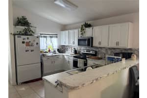 540 MINNEOLA AVENUE, CLERMONT, FL 34711 Sold 03/31/25