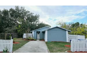 678 HOWEY ROAD, GROVELAND, FL 34736 Sold 04/24/25