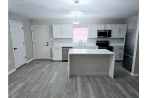 678 HOWEY ROAD, GROVELAND, FL 34736 Sold 04/24/25