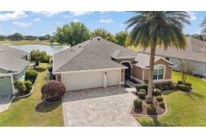 2196 ABBEY WAY, THE VILLAGES, FL 32162 Sold 04/22/25