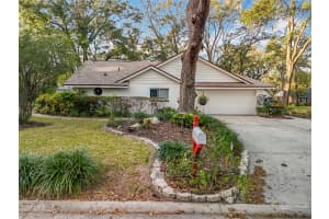 2042 EAGLES REST DRIVE, APOPKA, FL 32712 Sold 05/28/25