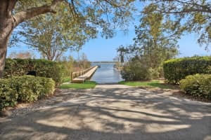 1029 JULIETTE BOULEVARD, MOUNT DORA, FL 32757 Sold 08/29/25