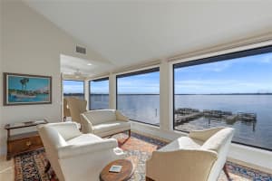 343 MCDONALD STREET, MOUNT DORA, FL 32757 Sold 05/13/25