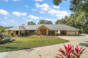 2251 LAKESIDE TERRACE, EUSTIS, FL 32726 Sold 03/10/25