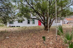 427 BRIMMING LAKE ROAD, MINNEOLA, FL 34715 Sold 04/17/25