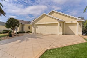 2190 DERRINGER AVENUE, THE VILLAGES, FL 32162 Sold 05/12/25