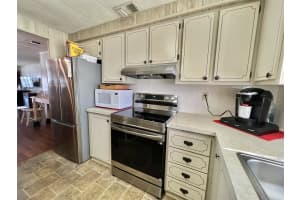 133 HIBISCUS WAY, LEESBURG, FL 34748 - MLS#MFRG5092663