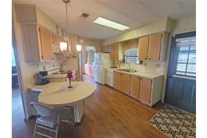 18 LAZY HOLLOW, WILDWOOD, FL 34785 Sold 04/17/25