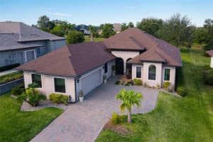 5413 SANDY HILL LANE, LADY LAKE, FL 32159 Sold 04/11/25