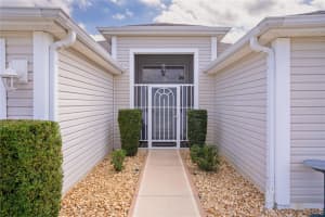 2533 LINKS COURT, THE VILLAGES, FL 32162 Sold 05/15/25