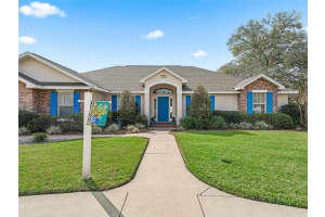 10230 BARRINGTON COURT, LEESBURG, FL 34788 Sold 05/02/25