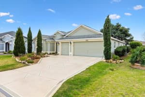 3233 BELCHERRY LOOP, THE VILLAGES, FL 32163 Sold 06/12/25